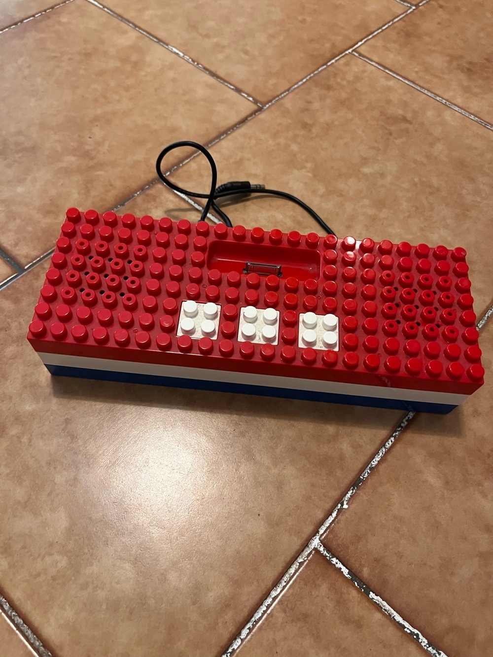 RARE building Brick Lego style iPod iStereo Dock Retro Speakers